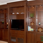 Entertainment_Center_--_Leibowitz_Med_House_005