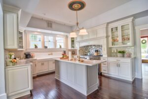 Beautiful Kitchen Cabinets in Largo & Seminole